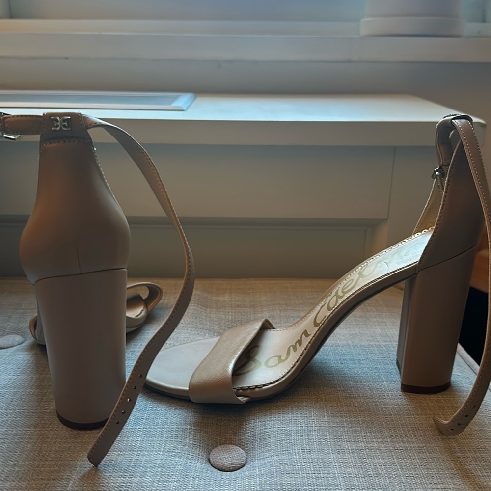 Sam Edelman beige pumps size 9.5
